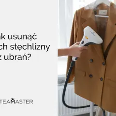 Jak usunąć zapach stęchlizny z ubrań? Parownica Steam Master skutecznie odświeża płaszcz, pozbywając się nieprzyjemnych woni.